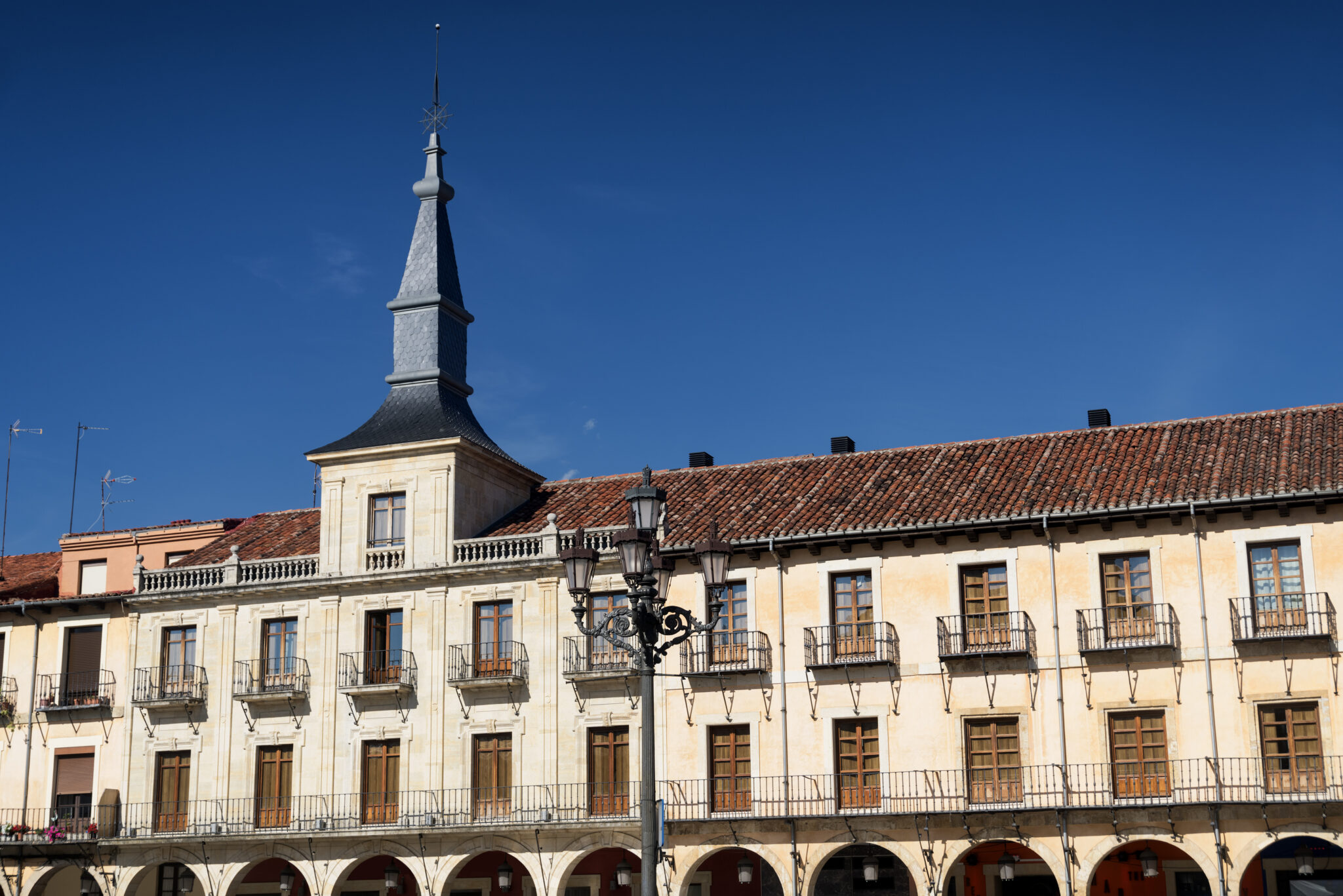Plaza Mayor de León · Apartamento Turístico Bermudo III